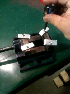 Here is a pic of the finished vise with fingers